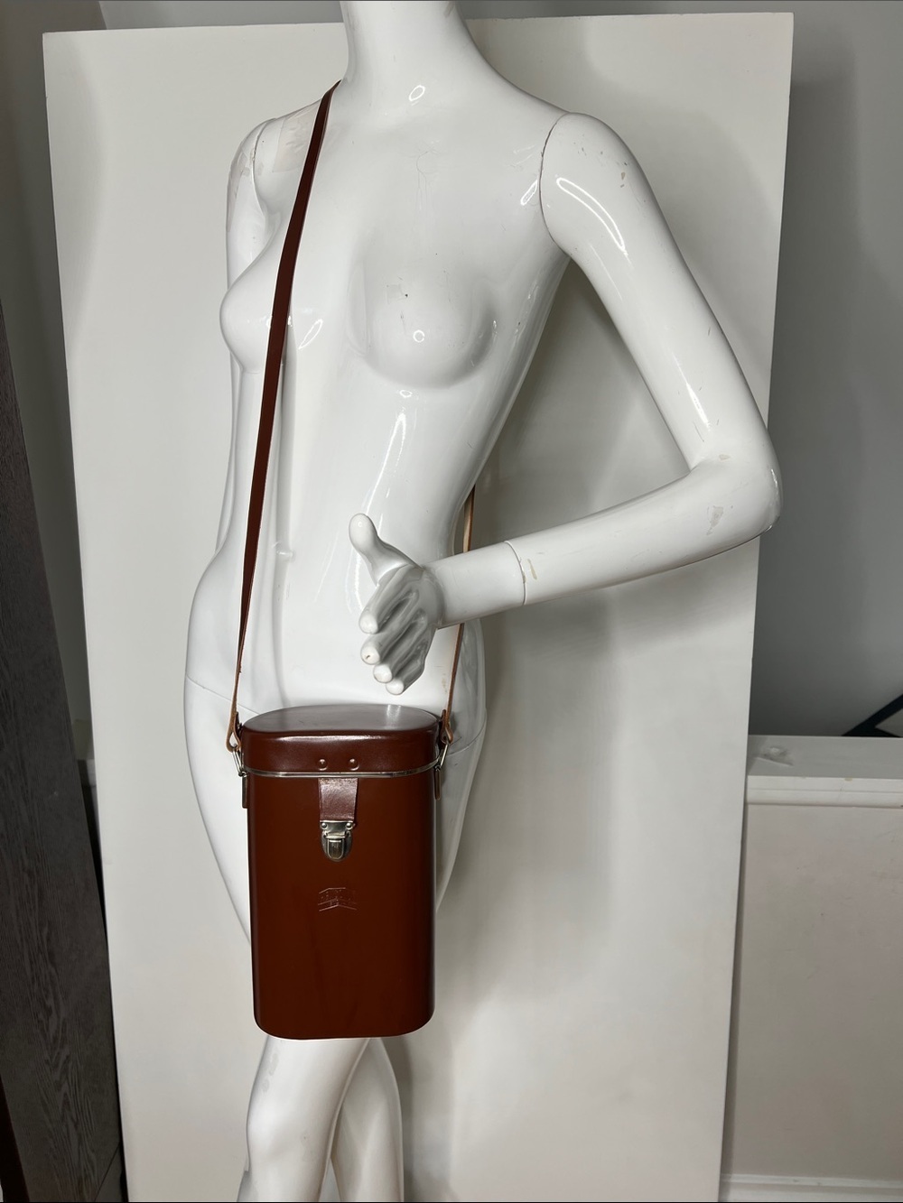 Hensoldt Wetzlar Vintage Structured Binocular Leather Crossbody Bag